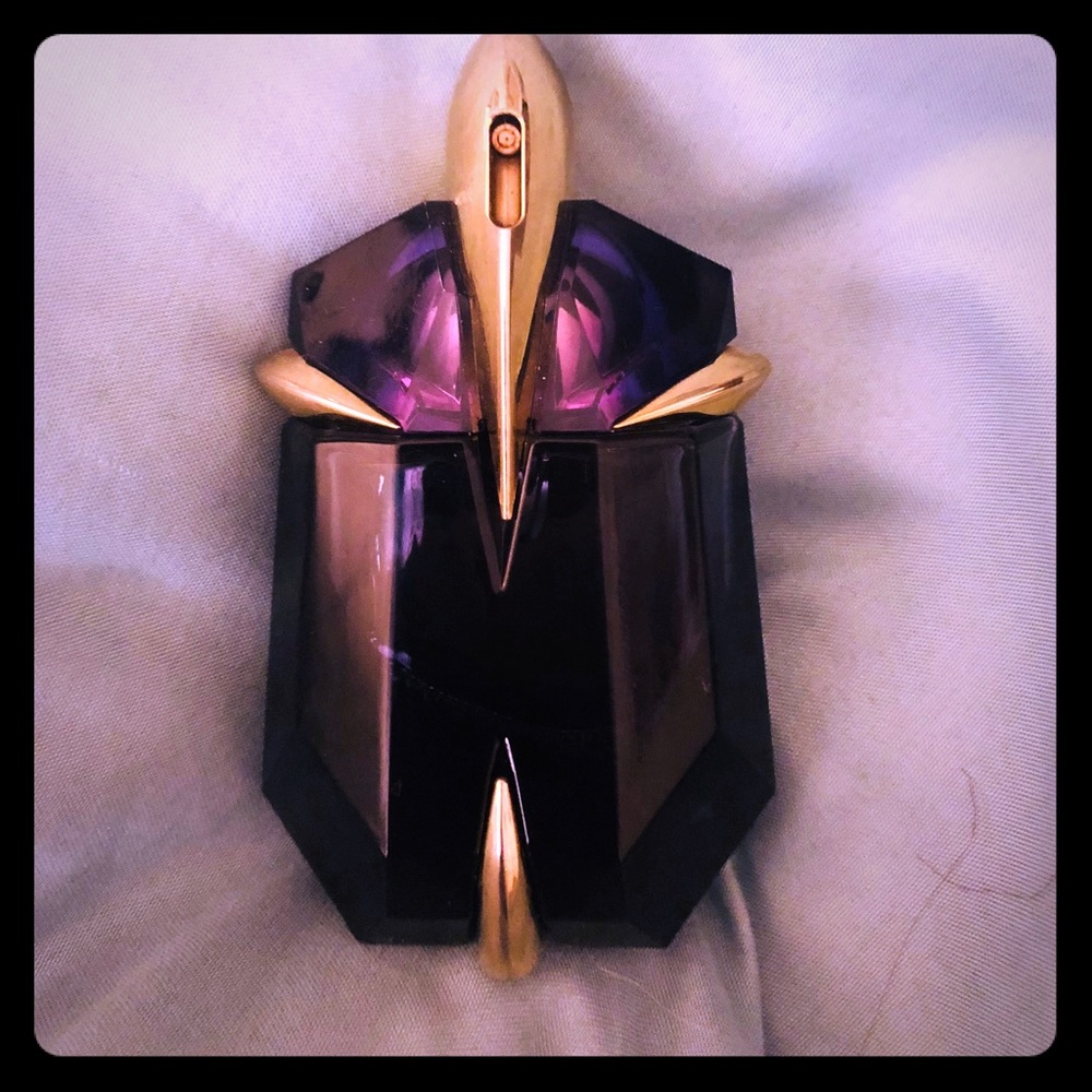 alien by thierry mugler